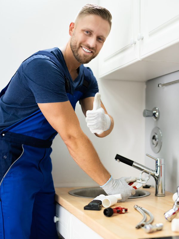 Réparation d'une fuite du tuyau après la vanne principale